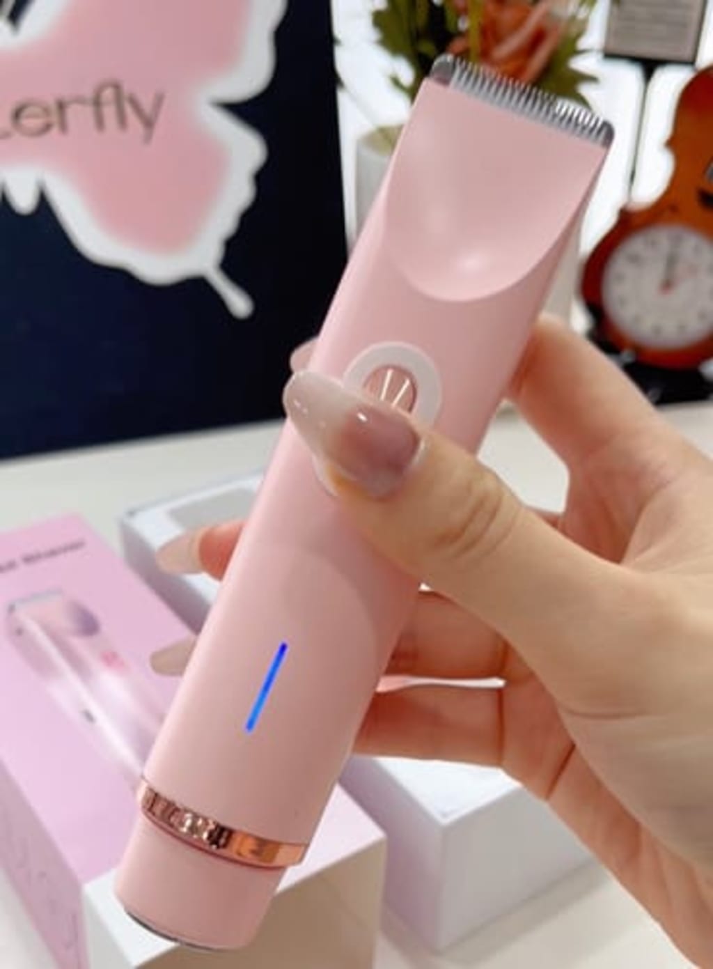 The Ultimate 2-in-1 Body Shaver